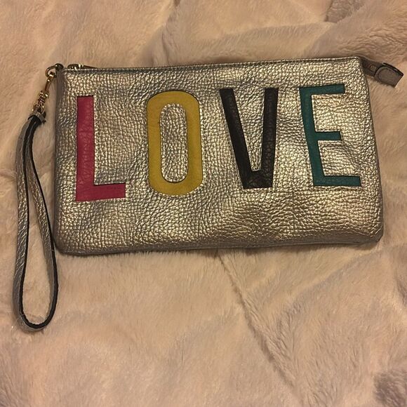 Juicy Couture LOVE Pebbled Leather Clutch Wristlet - Picture 1 of 16